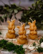 Świeca z wosku pszczelego - Królik Marchew