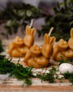 Świeca z wosku pszczelego - Królik z Jajeczkami